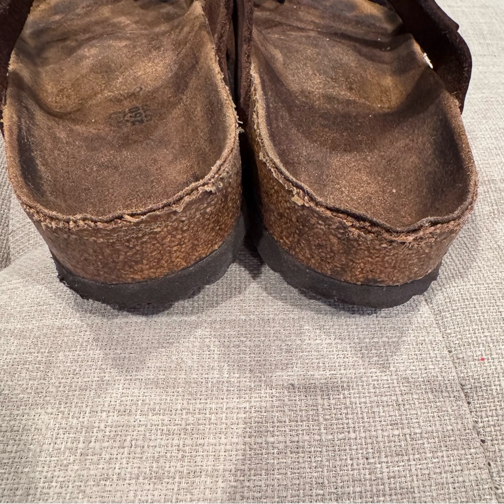 Woman’s size 40 Brown Leather Double-Strap Birkenstock Sandals - Picture 4 of 6
